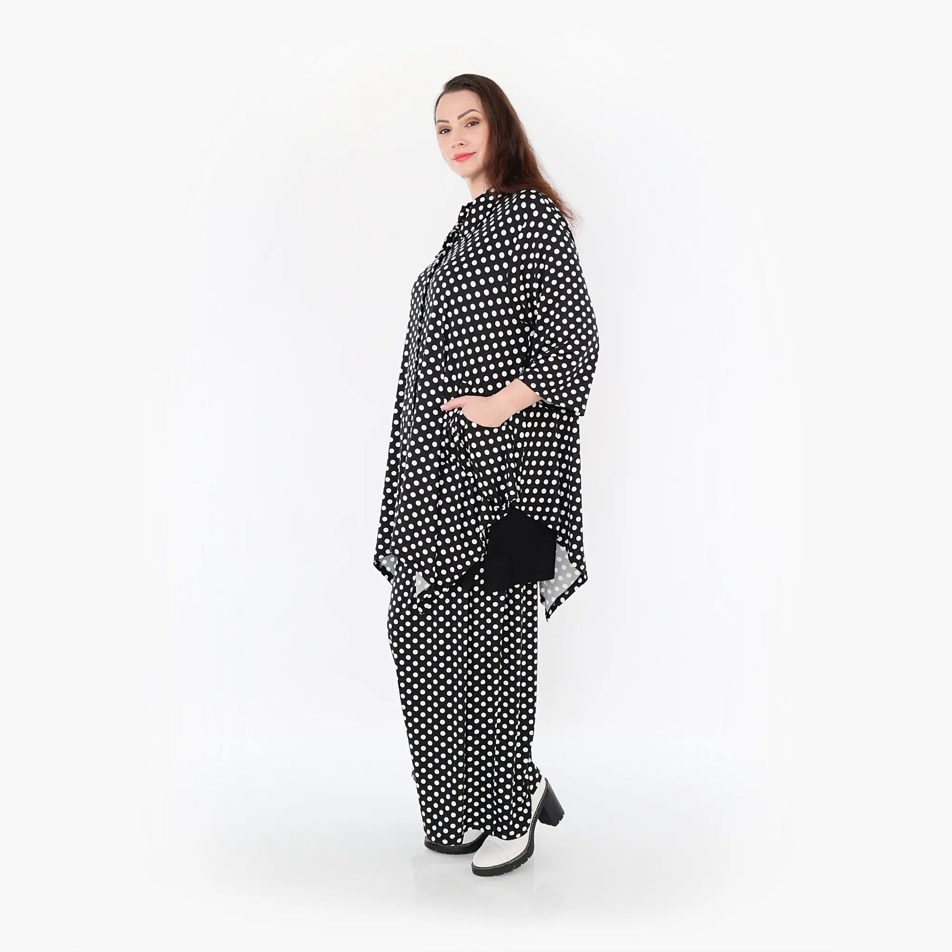 A-Form Jacke von AKH Fashion aus Materialmix, 1289.06842, Schwarz/Weiß, Schick, Modern
