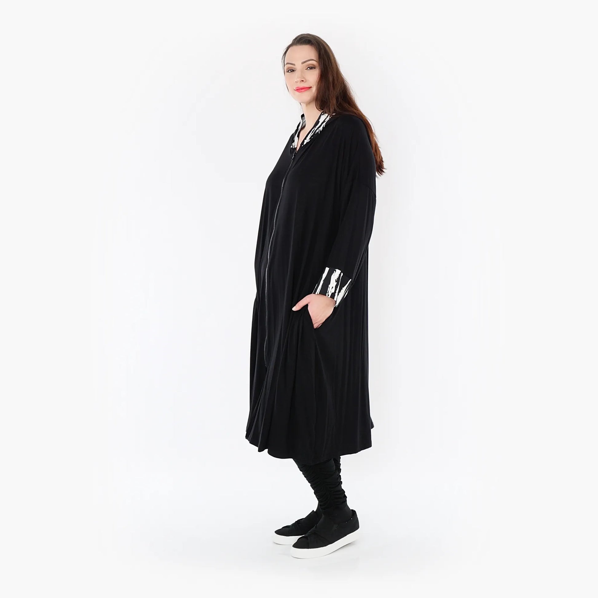 A-Form Mantel von AKH Fashion aus Viskose, 1418.06891, Schwarz/Weiß, Schick, Modern