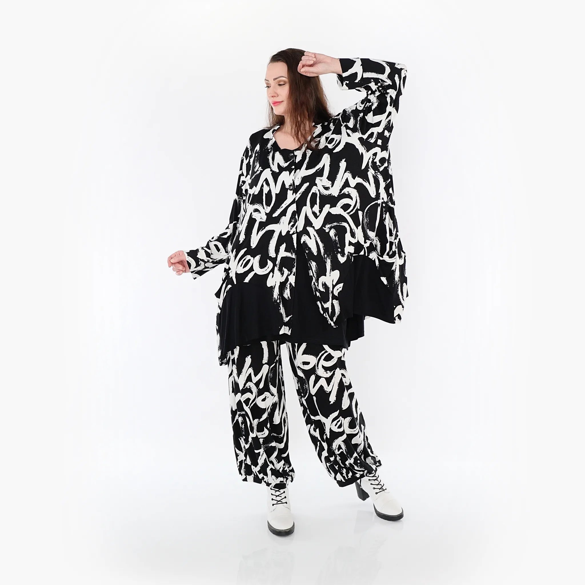 A-Form Jacke von AKH Fashion aus Viskose, 1434.07027, Schwarz/Weiß, Schick, Modern, Bequem