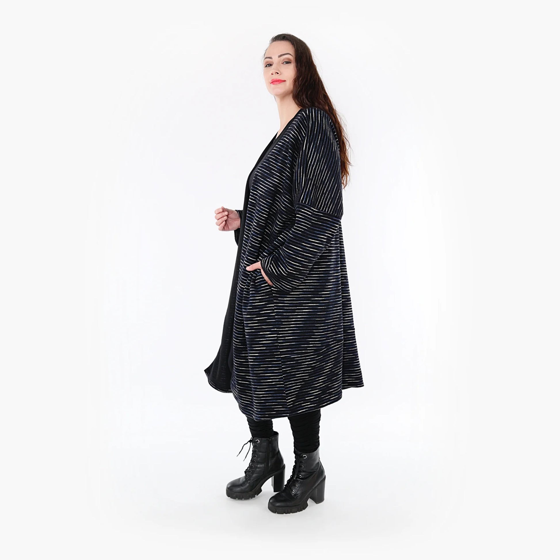 AKH Fashion Jacke in gerader Form, aus Baumwolle, 1367.06828, Schwarz-Blau-Weiß, Schick