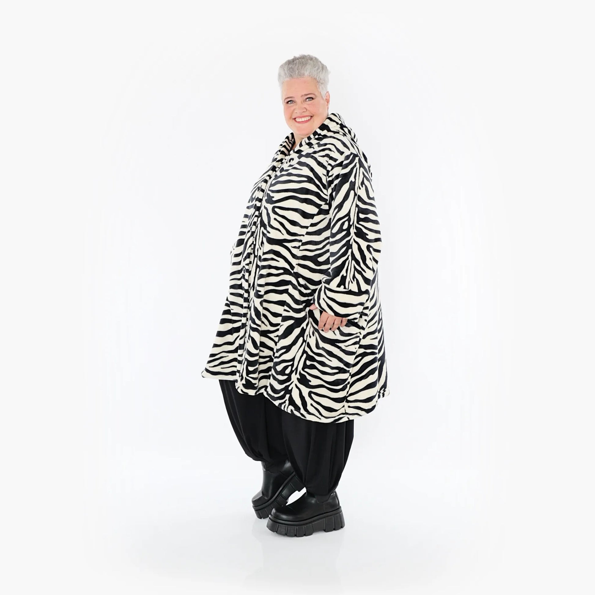 Ballonjacke von AKH Fashion aus Polyester, 1401.06660, Ecru-Schwarz, Zebra, Schick