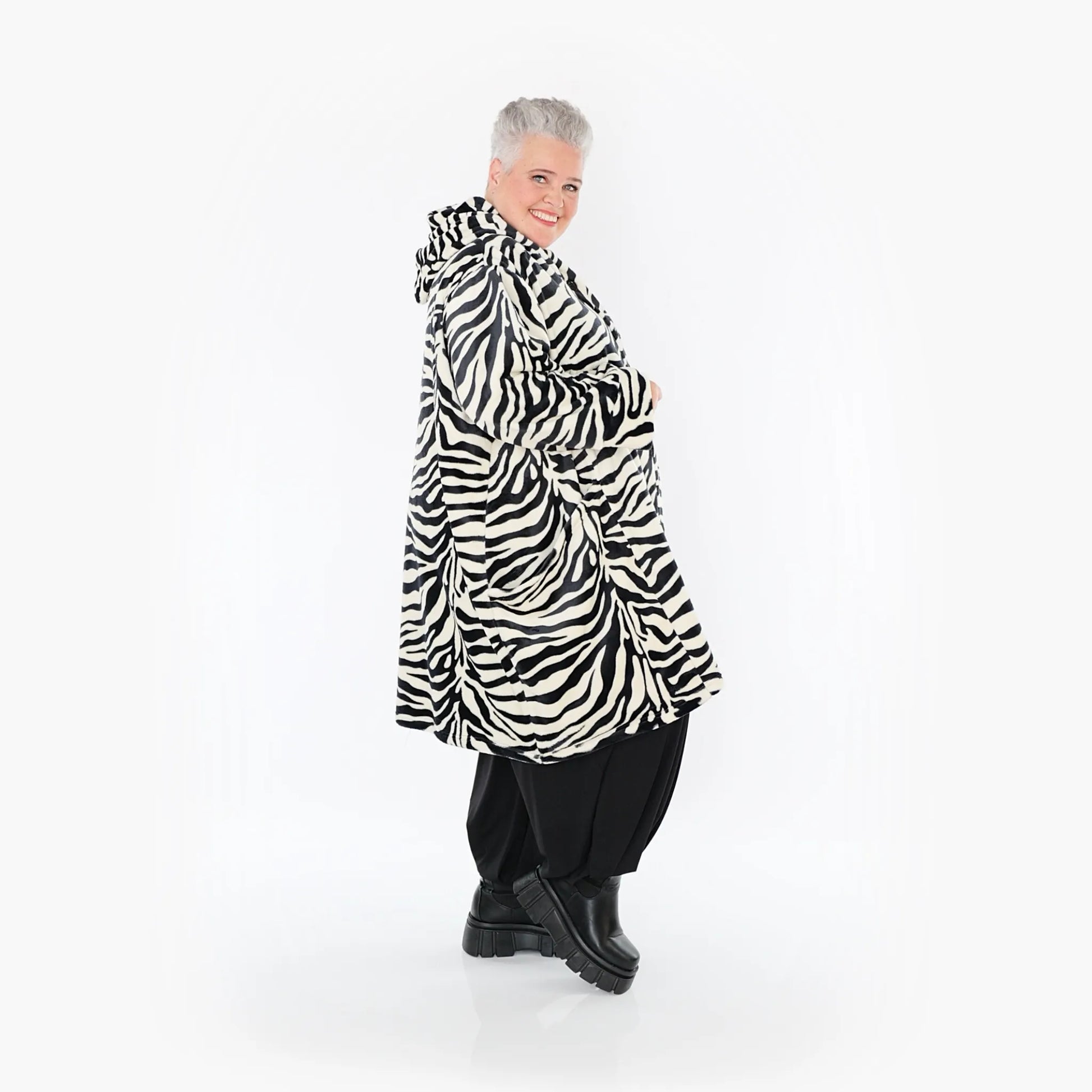 Ballonjacke von AKH Fashion aus Polyester, 1401.06660, Ecru-Schwarz, Zebra, Schick