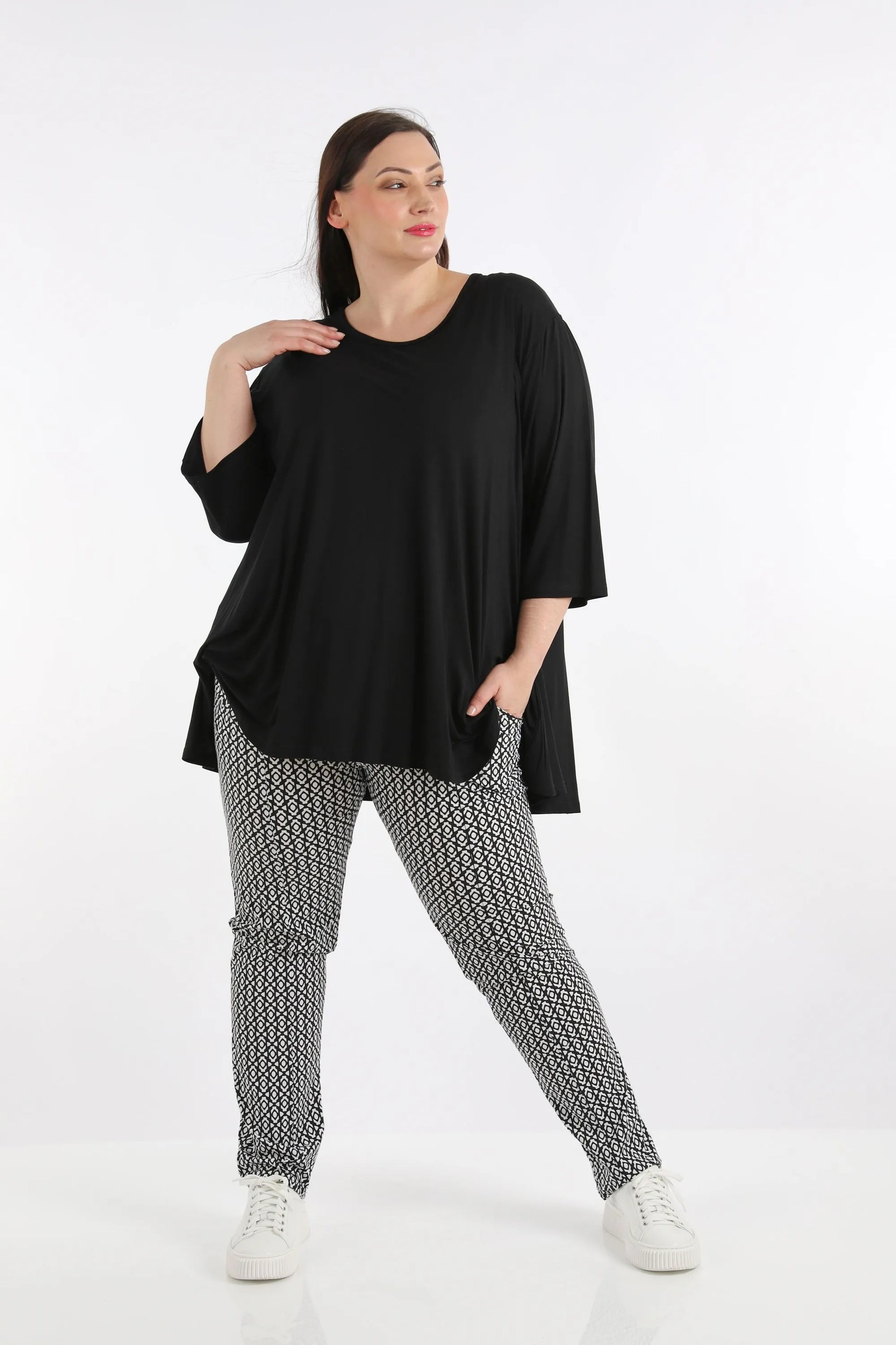 AKH Fashion Hose in gerader Form, aus Polyester, 1267.02608, Schwarz-Weiß, Muster, Schick