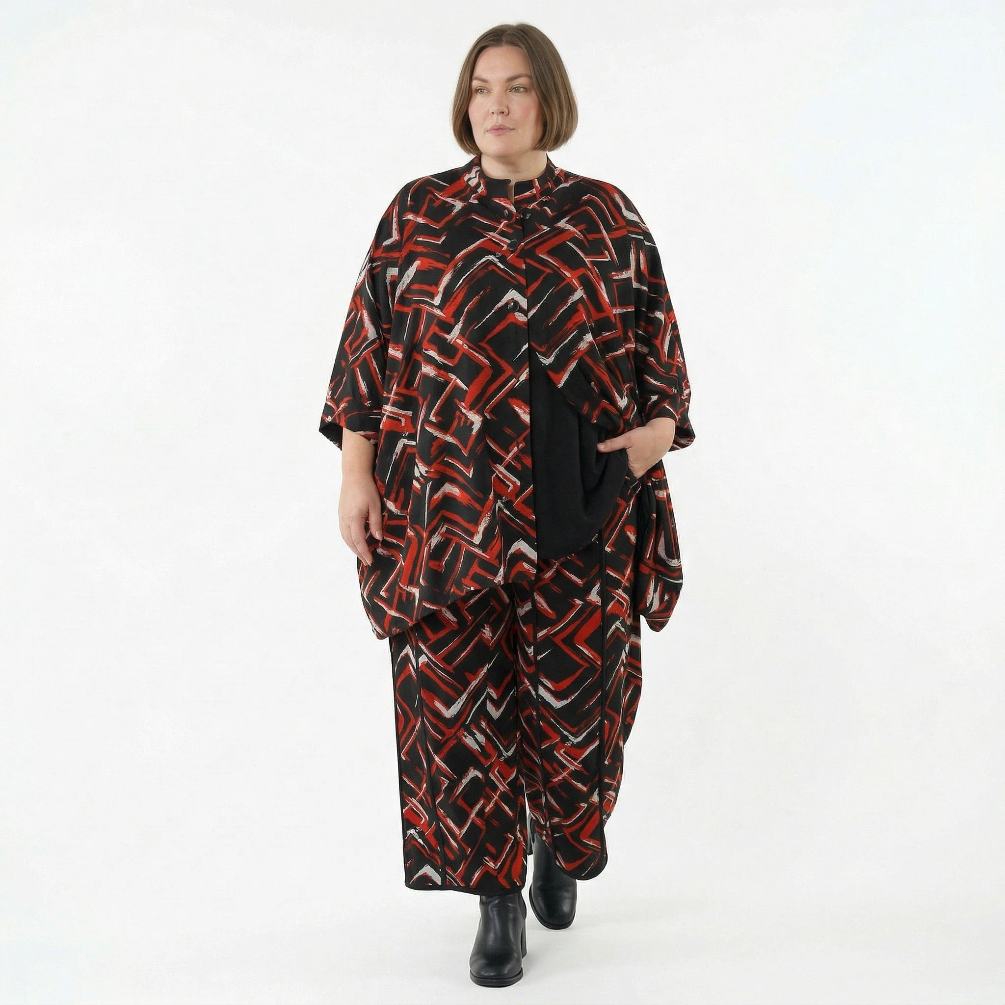 AKH Fashion Hose in gerader Form, aus Viskose, 1517.07074, Schwarz/Rot/Weiß, Pinselstrich