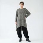 Longshirt A-Form mit Vokuhila Rundhals und Langarm in grau schwarz weißem Vichymuster