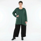 Tannengrünes Jersey Langarmshirt mit Rundhalsausschnitt und Saumschlitzen gerader Form