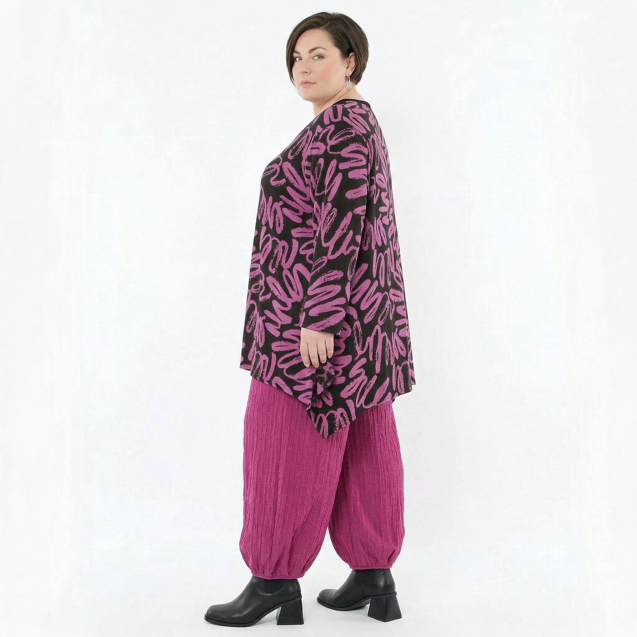 A-Form Bigshirt von AKH Fashion aus Materialmix, 1529.01019, Schwarz/Fuchsia, Kringel, Schick