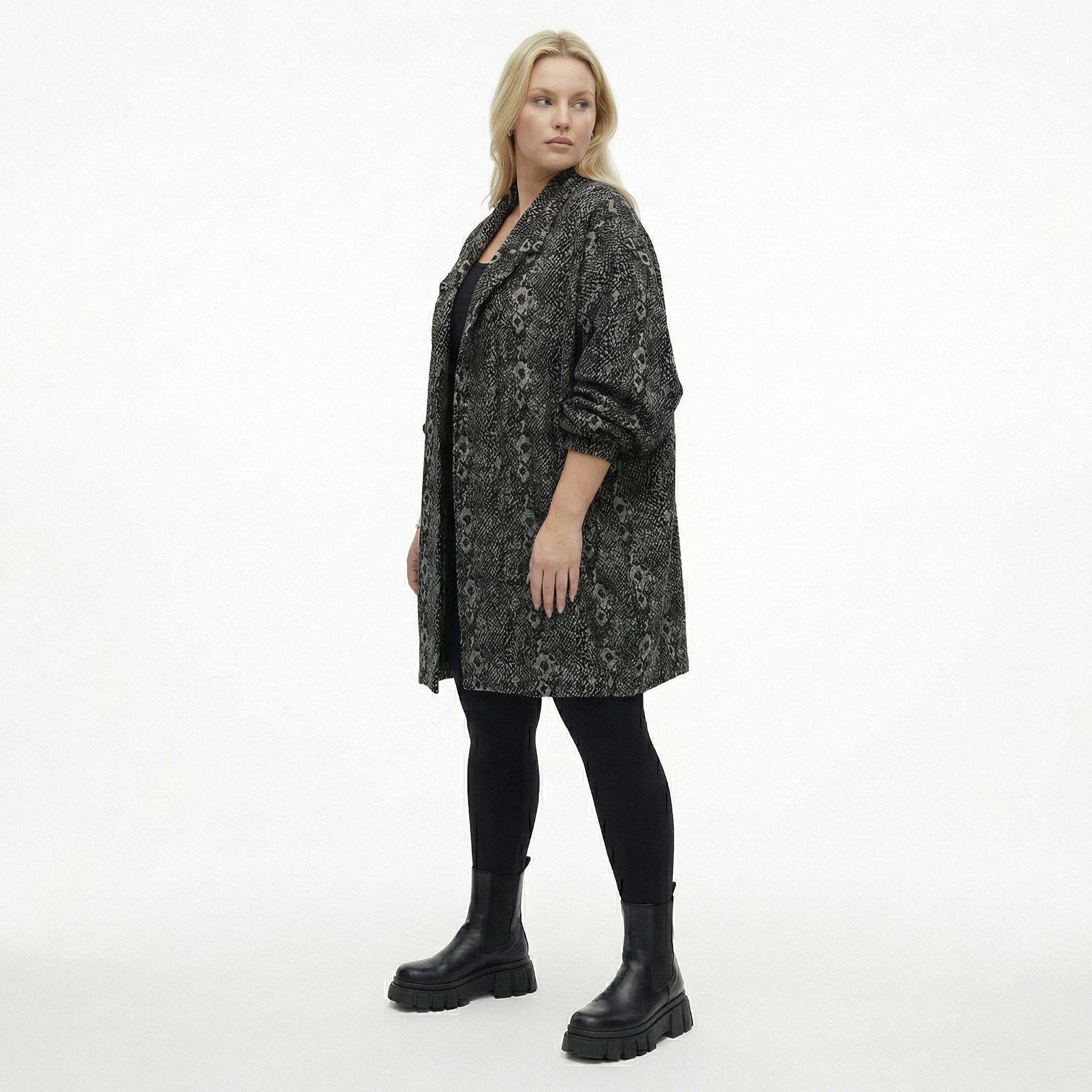  AKH Fashion Jacke in kastiger Form, aus Materialmix, 1541.06517, Grau/Schwarz, Reptil