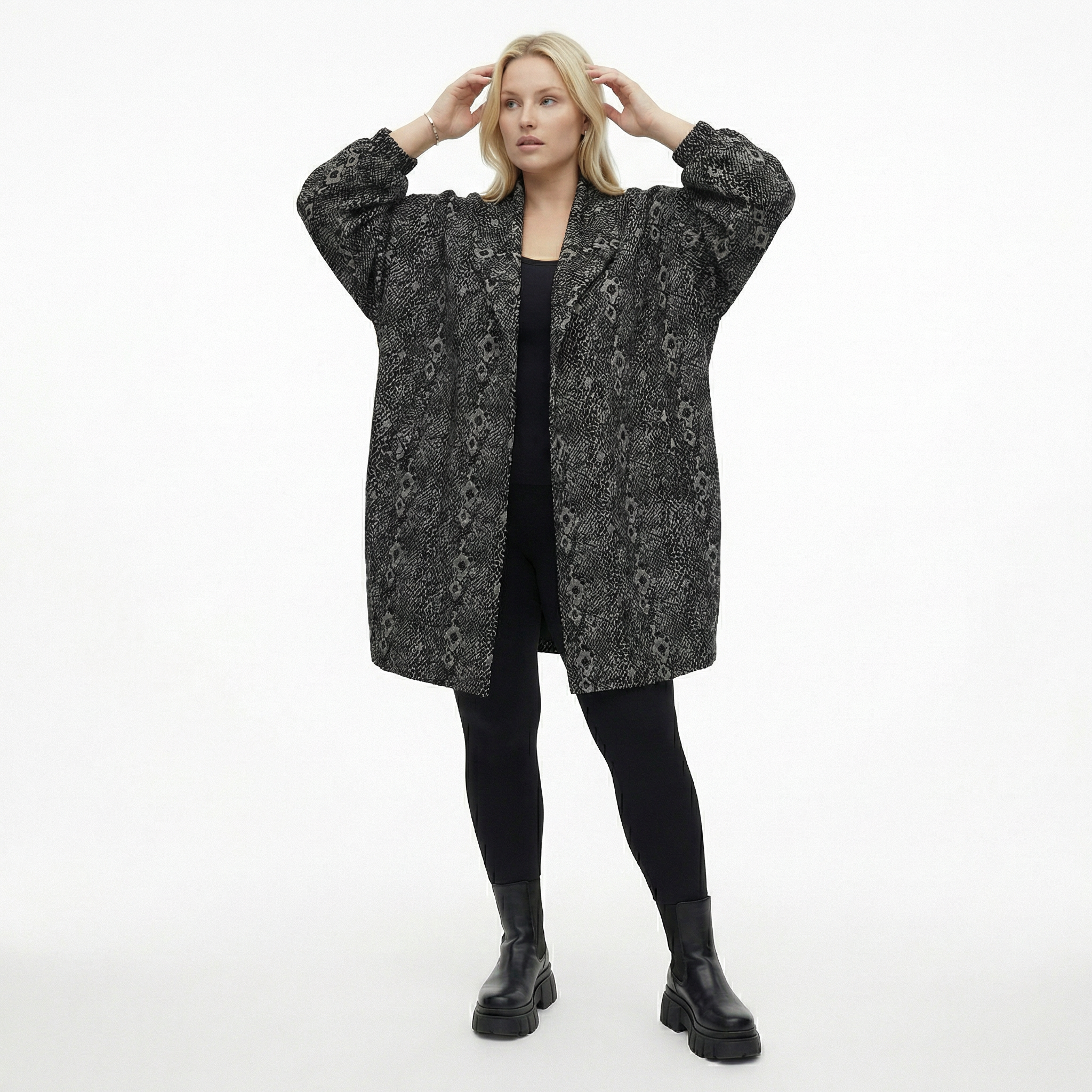  AKH Fashion Jacke in kastiger Form, aus Materialmix, 1541.06517, Grau/Schwarz, Reptil