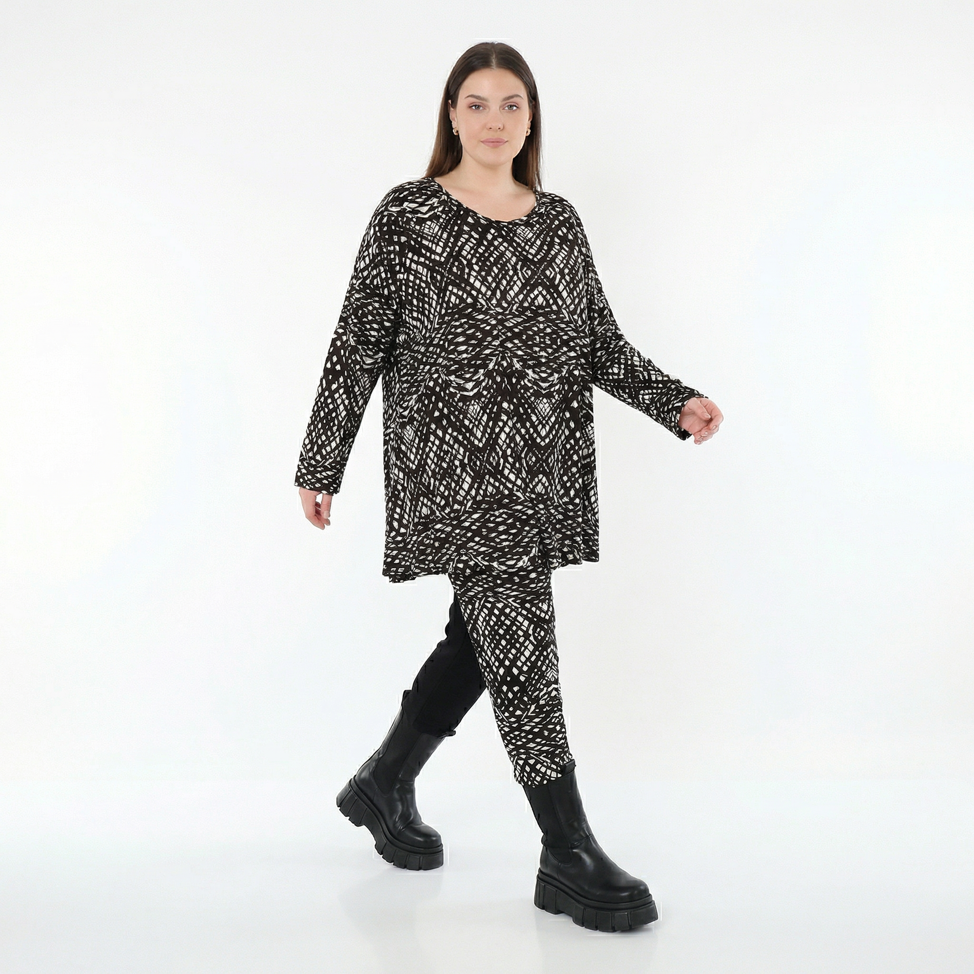  AKH Fashion Shirt in Glocken-Form, aus Viskose, 1560.01892, Schwarz/Weiß, Abstrakt, Schick