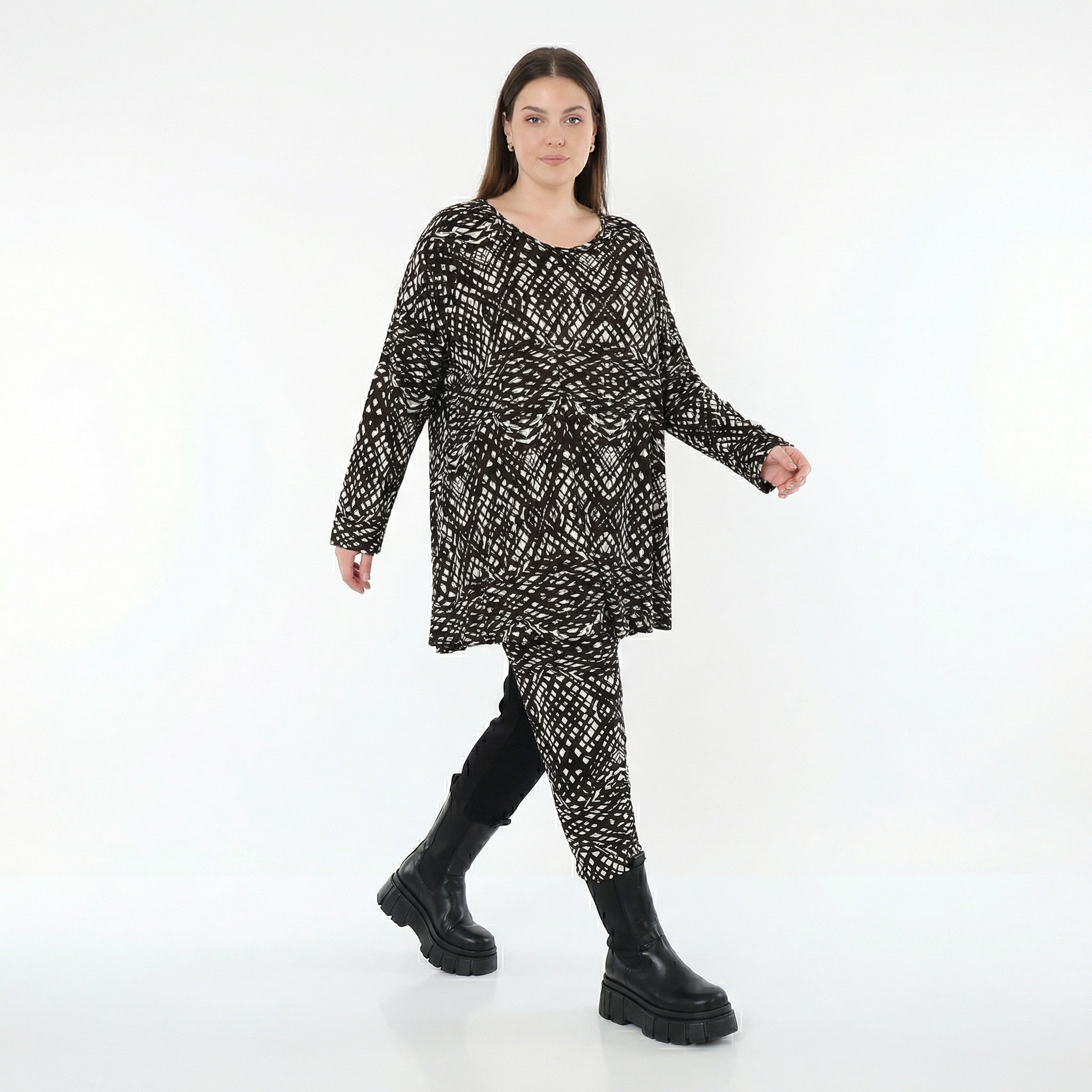  AKH Fashion Shirt in Glocken-Form, aus Viskose, 1560.01892, Schwarz/Weiß, Abstrakt, Schick