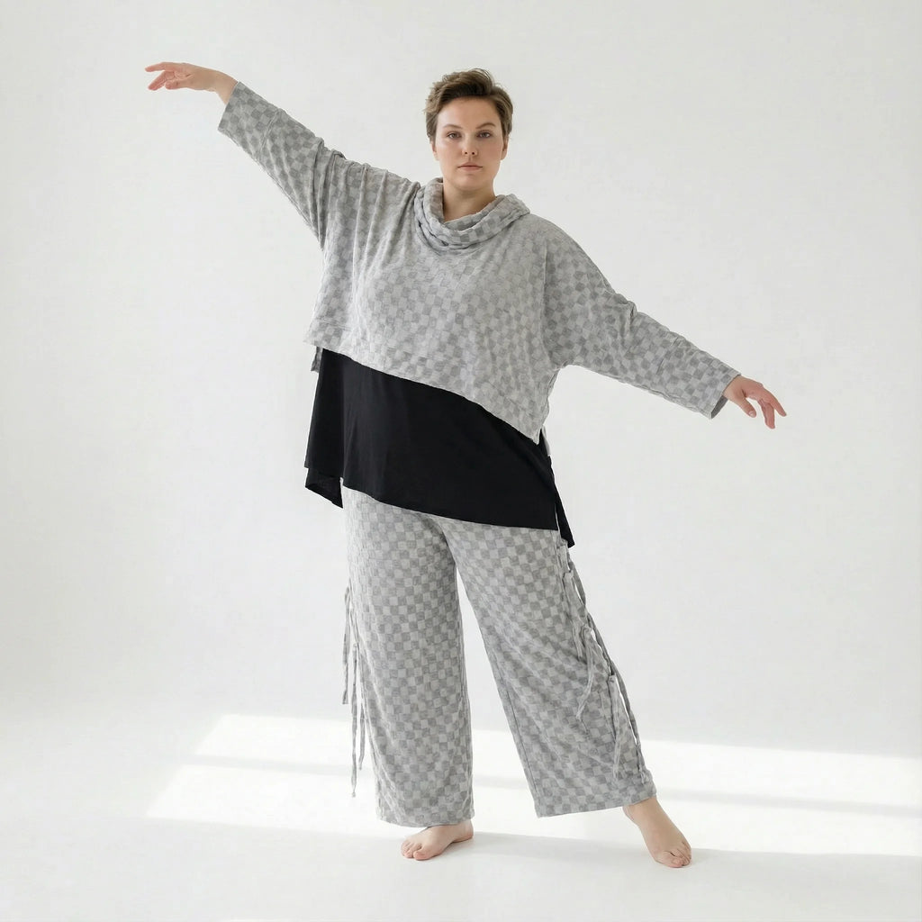  AKH Fashion Überwurf in kastiger Form, aus Viskose, 1540.7011R, Grau, Kariert, Schick