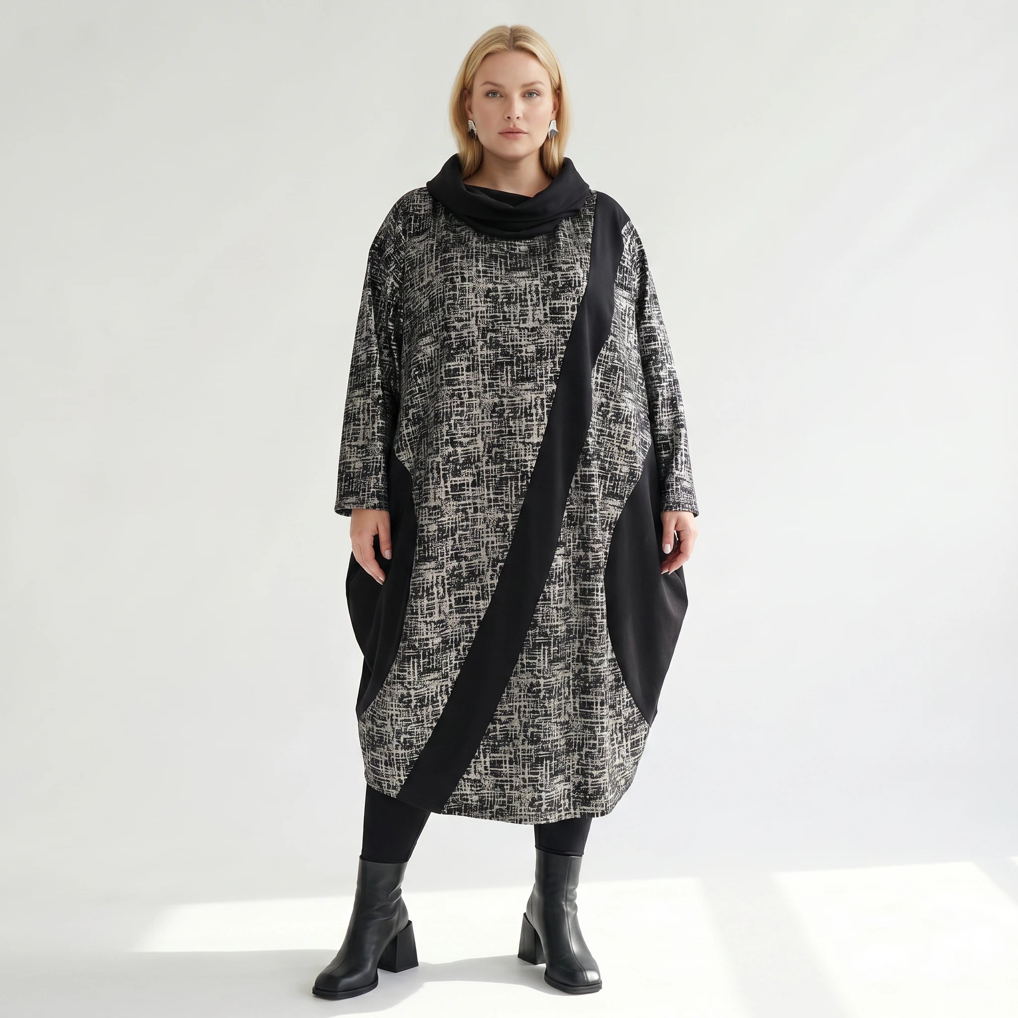 Ballonkleid von AKH Premium aus Viskose, P107158, Schwarz/Silber, Pinselstrich, Schick