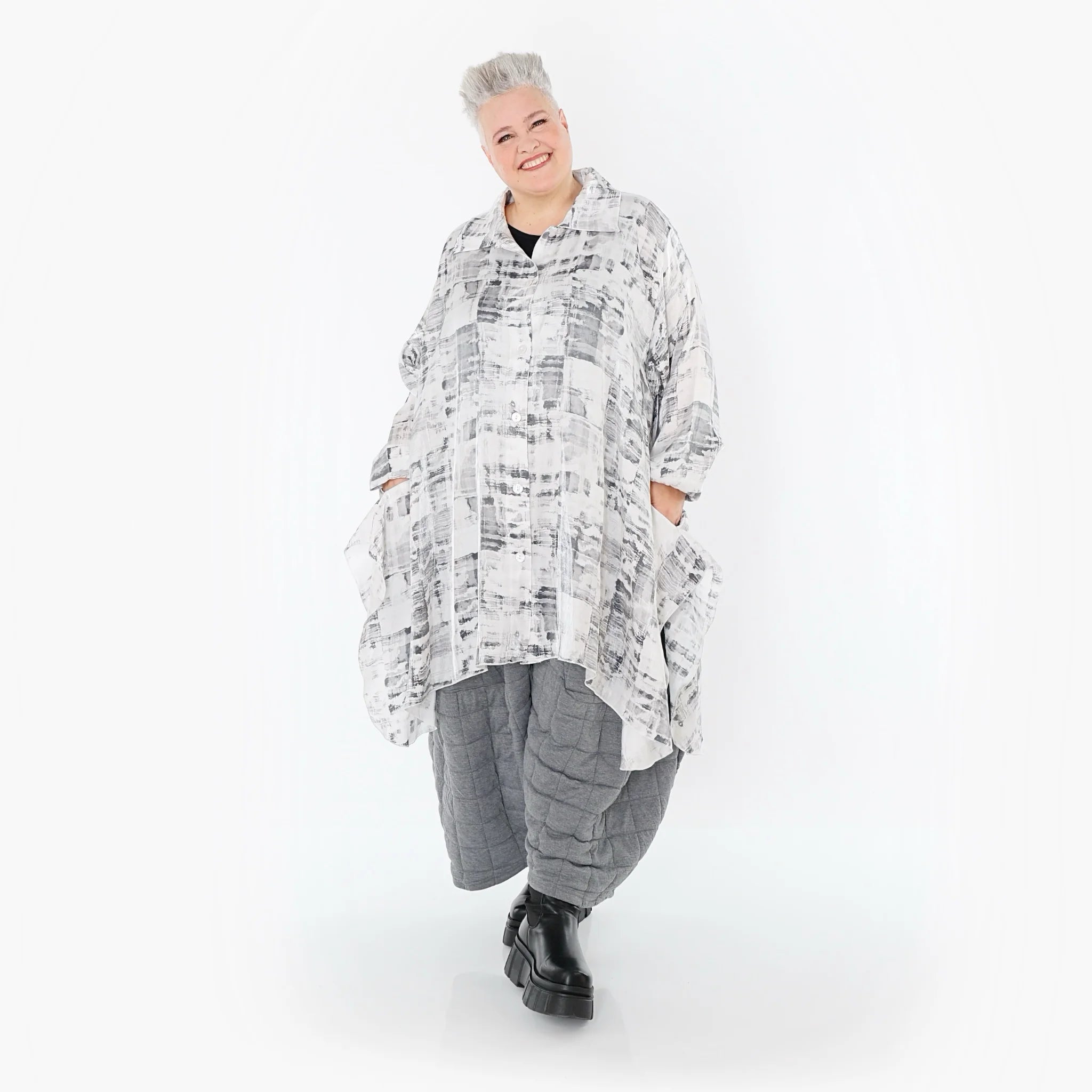  A-Form Bluse von AKH Premium aus Viskose, P106917, Weiß/Grau, Grafik, Ausgefallen, Zeitlos