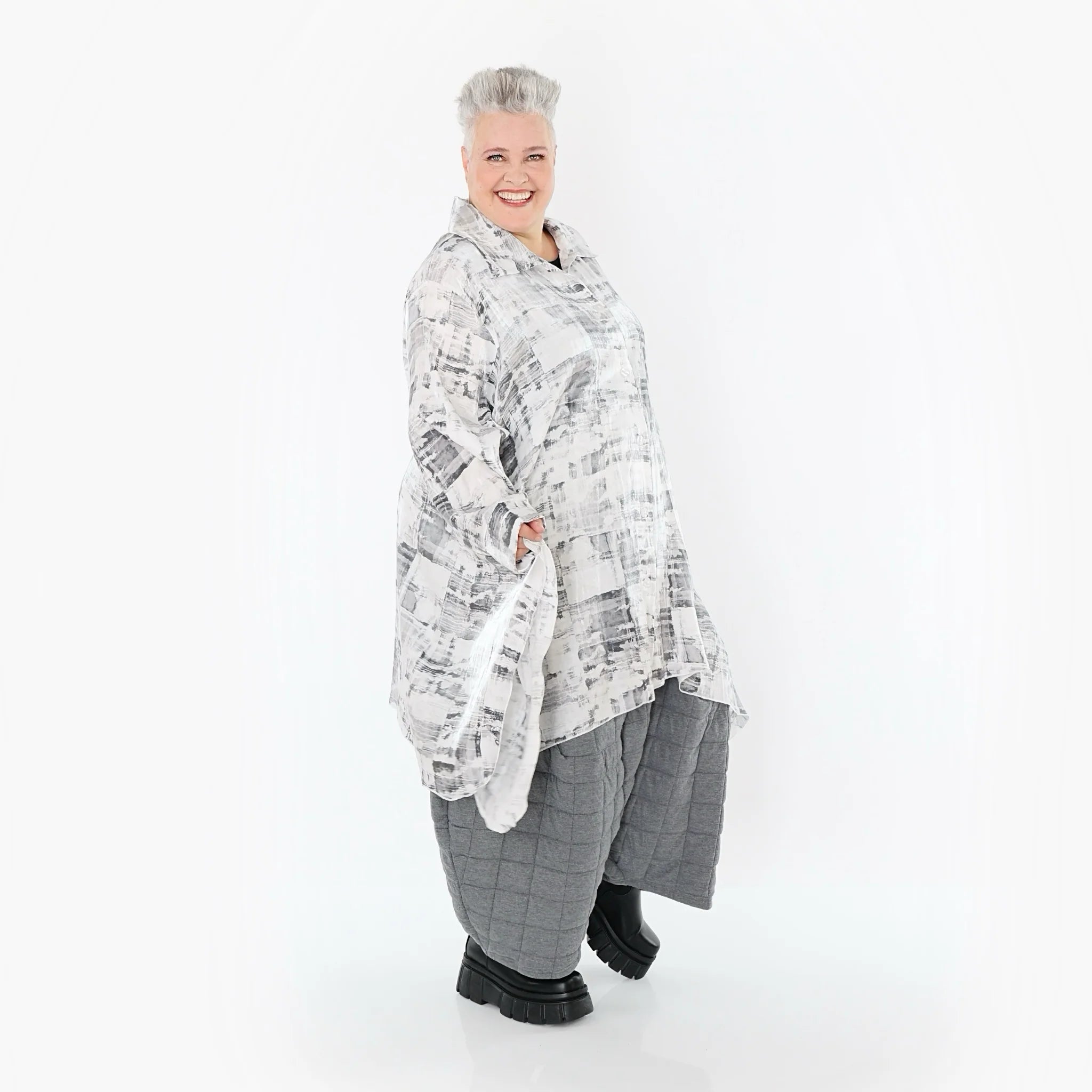  A-Form Bluse von AKH Premium aus Viskose, P106917, Weiß/Grau, Grafik, Ausgefallen, Zeitlos