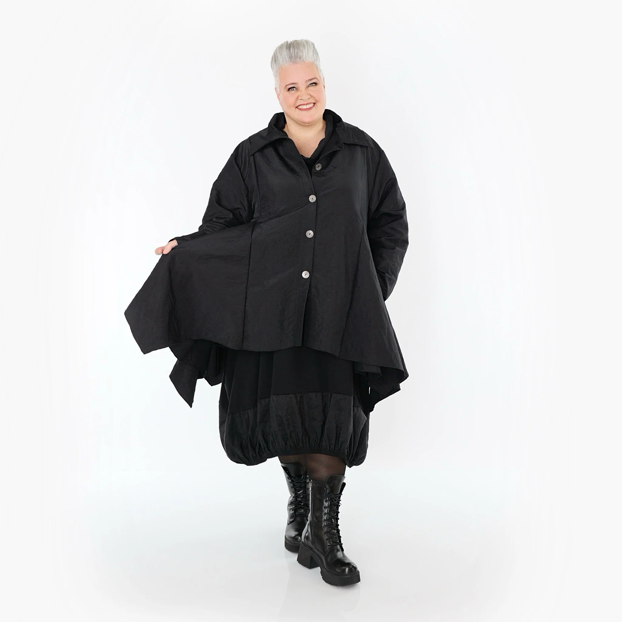  AKH Premium Jacke in Glocken-Form, aus Viskose, P107148, Schwarz, Ausgefallen, Zeitlos