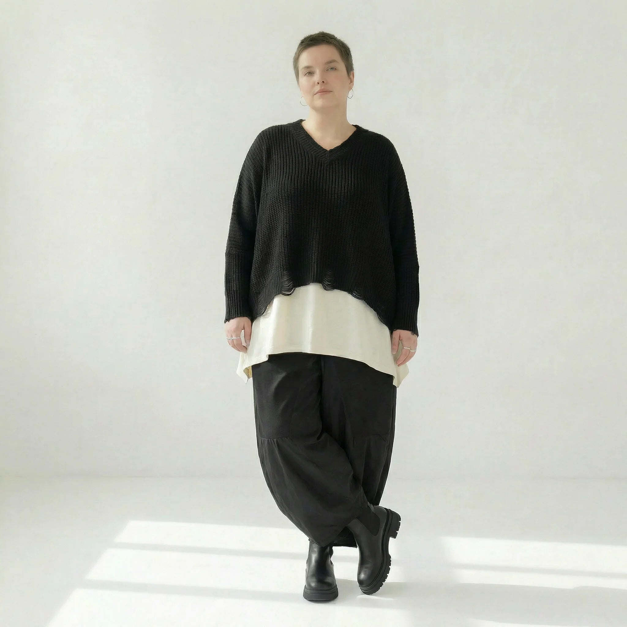  AKH Premium Überwurf in kastiger Form, aus Baumwolle, P1032.2602, Schwarz, Ausgefallen