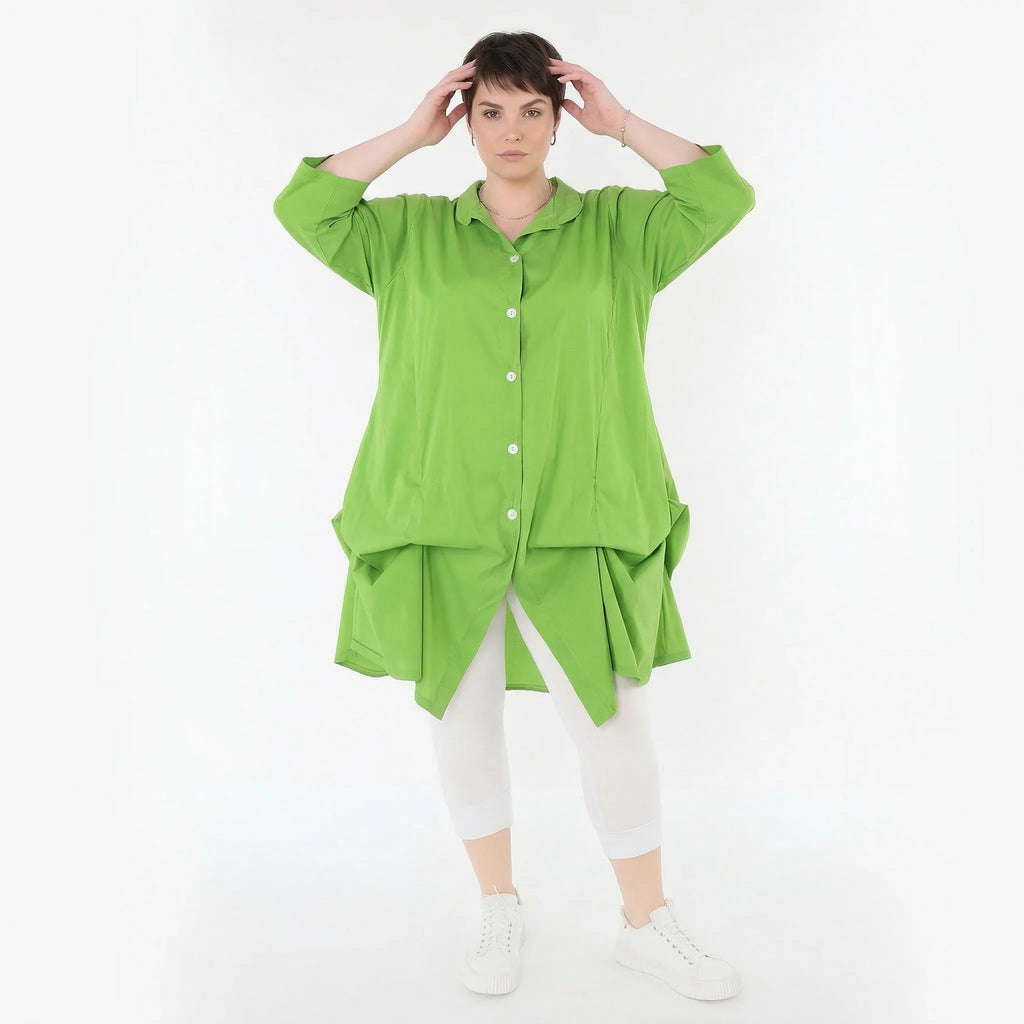 Zeitlos stilvolle Glockenform Bluse im Lagenlook aus fein leichter Baumwollmischung, Apfelgrün