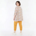 Zeitlos stilvolles Glockenform Shirt aus fein weichem Jersey für legeren Oversize Lagenlook, Ecru/Rosa/Multi