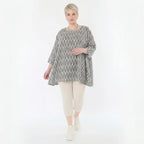 Luftiges A-Form Shirt aus Leinen und Baumwolle im legeren Lagenlook mit ZickZack Muster, Grau/Ecru