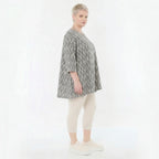 Luftiges A-Form Shirt aus Leinen und Baumwolle im legeren Lagenlook mit ZickZack Muster, Grau/Ecru