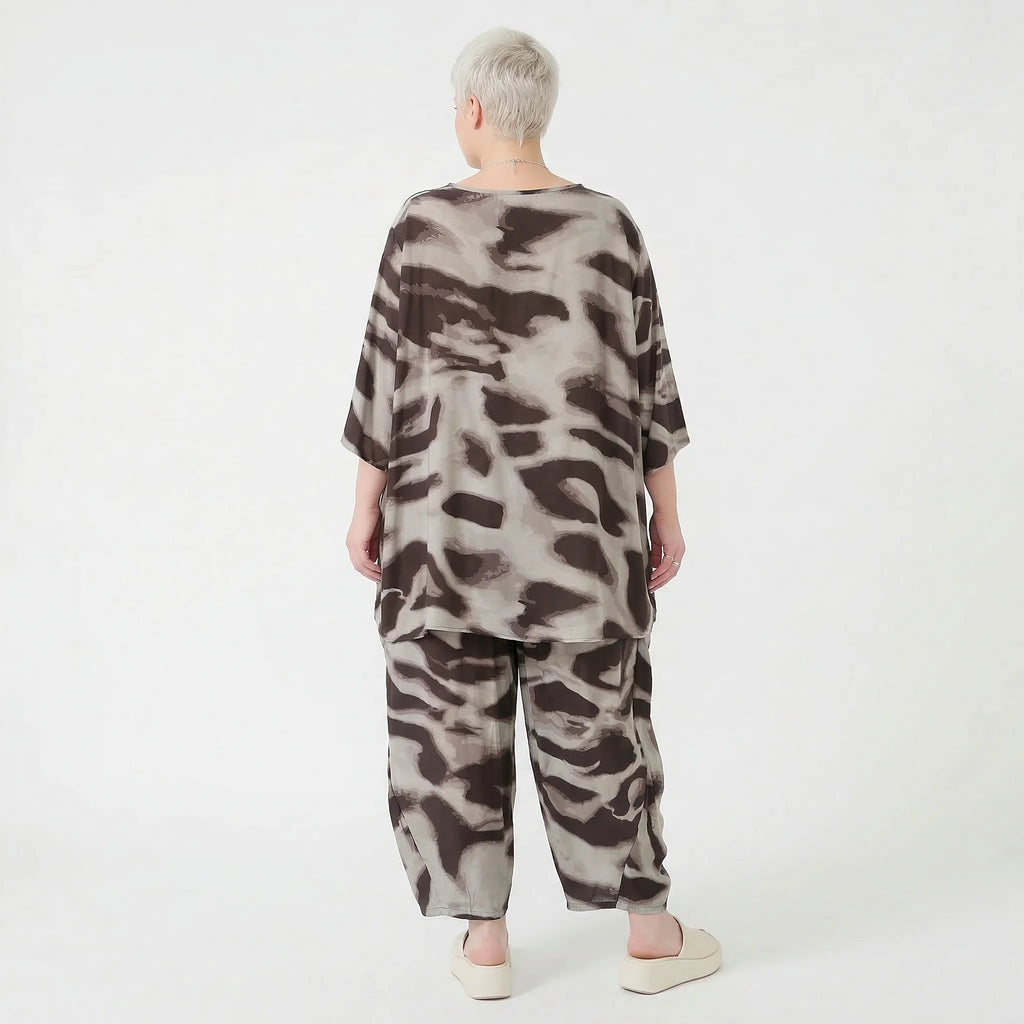 Ausgefallene Ballon Hose im legeren Lagenlook aus weich fließender Popeline mit Taschen, Grau/Braun