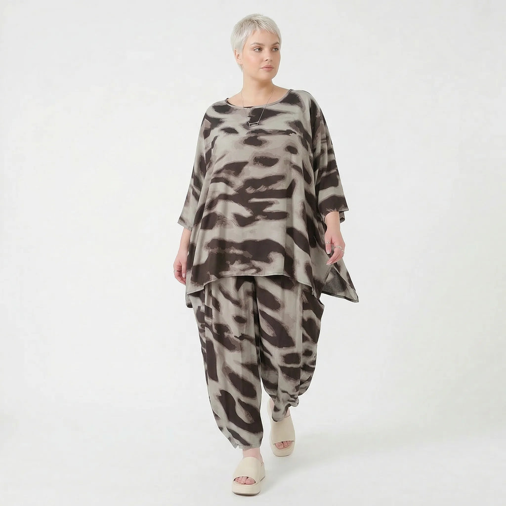 Ausgefallene Ballon Hose im legeren Lagenlook aus weich fließender Popeline mit Taschen, Grau/Braun