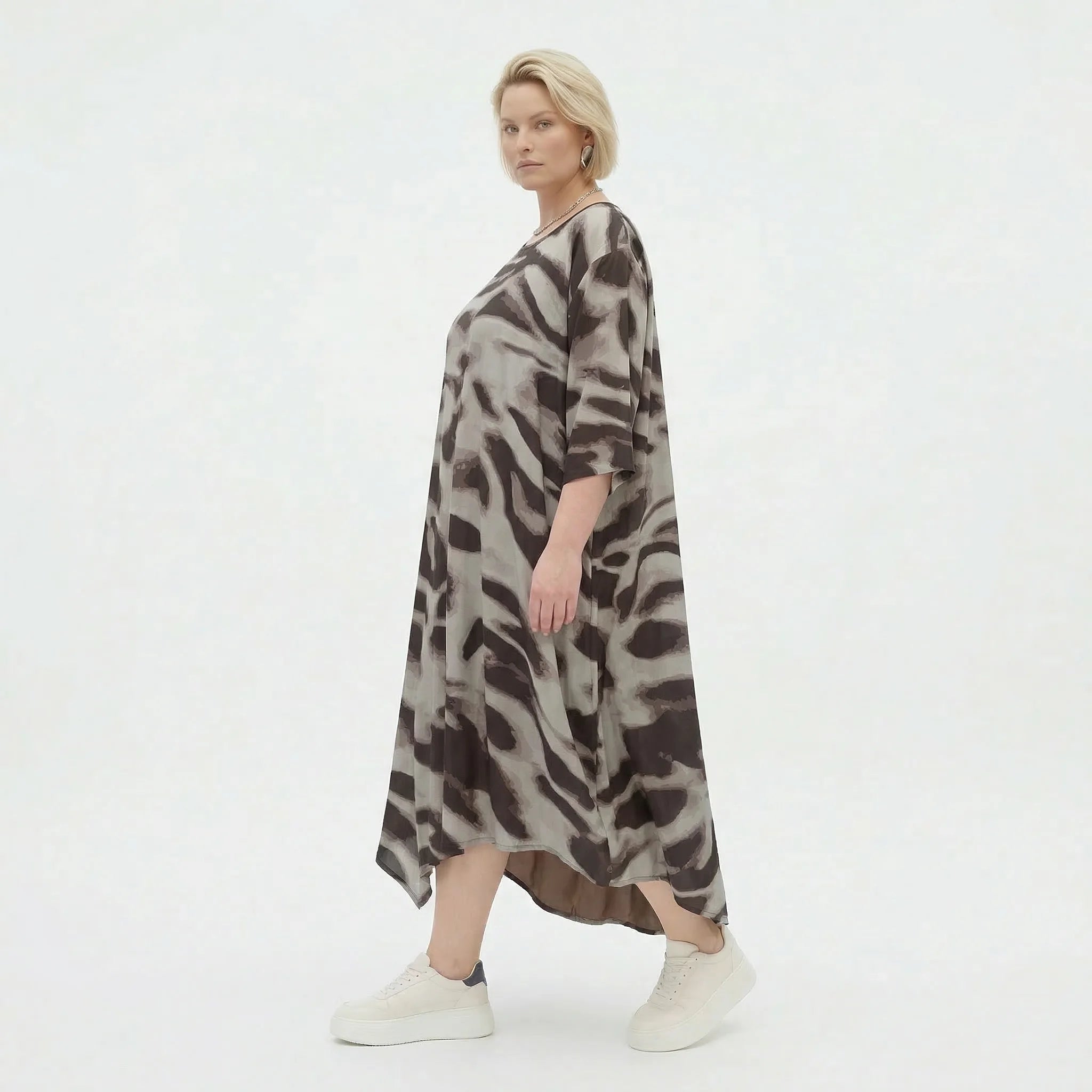 Ausgefallenes Ballon Kleid im modernen Lagenlook mit leicht fließender Silhouette, 3/4 Arm, Grau/Braun