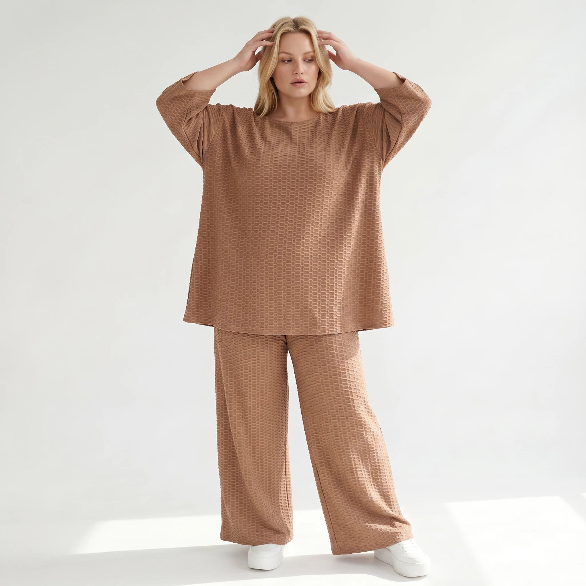 Palazzo Hose mit weitem Bein und ausgefallenem Jacquard Waffelmuster für lässigen Lagenlook, Cognac