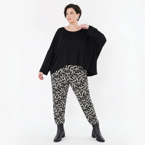 Oversize-Lagenlook Shirt aus feinem, stretchigem Jersey mit legerem Schnitt und Rundhals, Schwarz