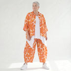 Stilvolle Lagenlook Bluse aus weich fließender Popeline mit schimmernder Oberfläche und Batikmuster, Orange/Weiß