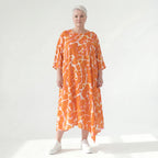 Ausgefallenes Ballonkleid im zeitlosen Lagenlook aus leichter Popeline mit schimmerndem Finish, Orange/Weiß