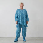 Luftiges Oversize Shirt aus feiner Baumwoll-Popeline im Lagenlook mit Batikmuster, Aquablau