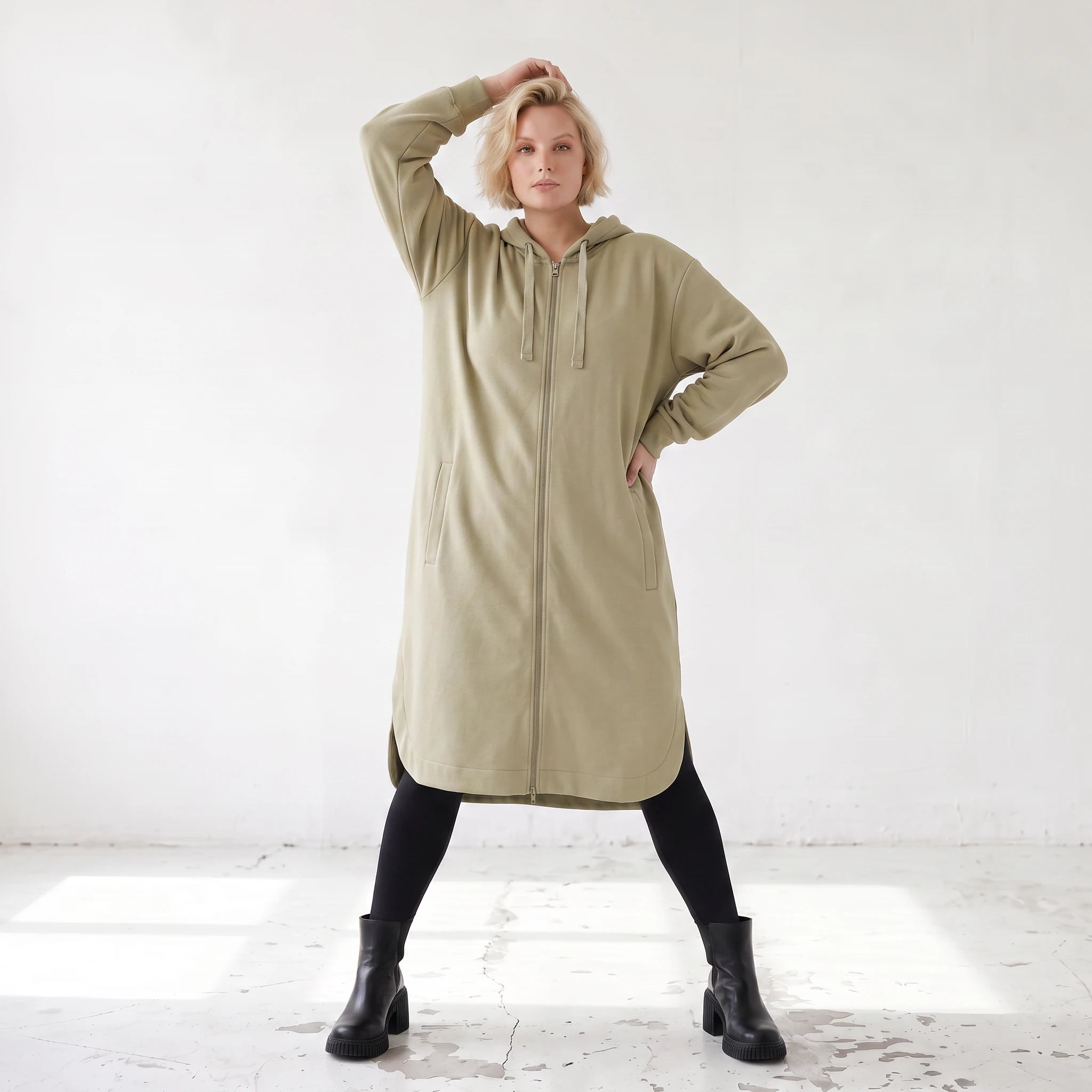 Beige Kapuzenjacke aus Baumwolle in French Terry Qualität mit Reißverschluss Taschen