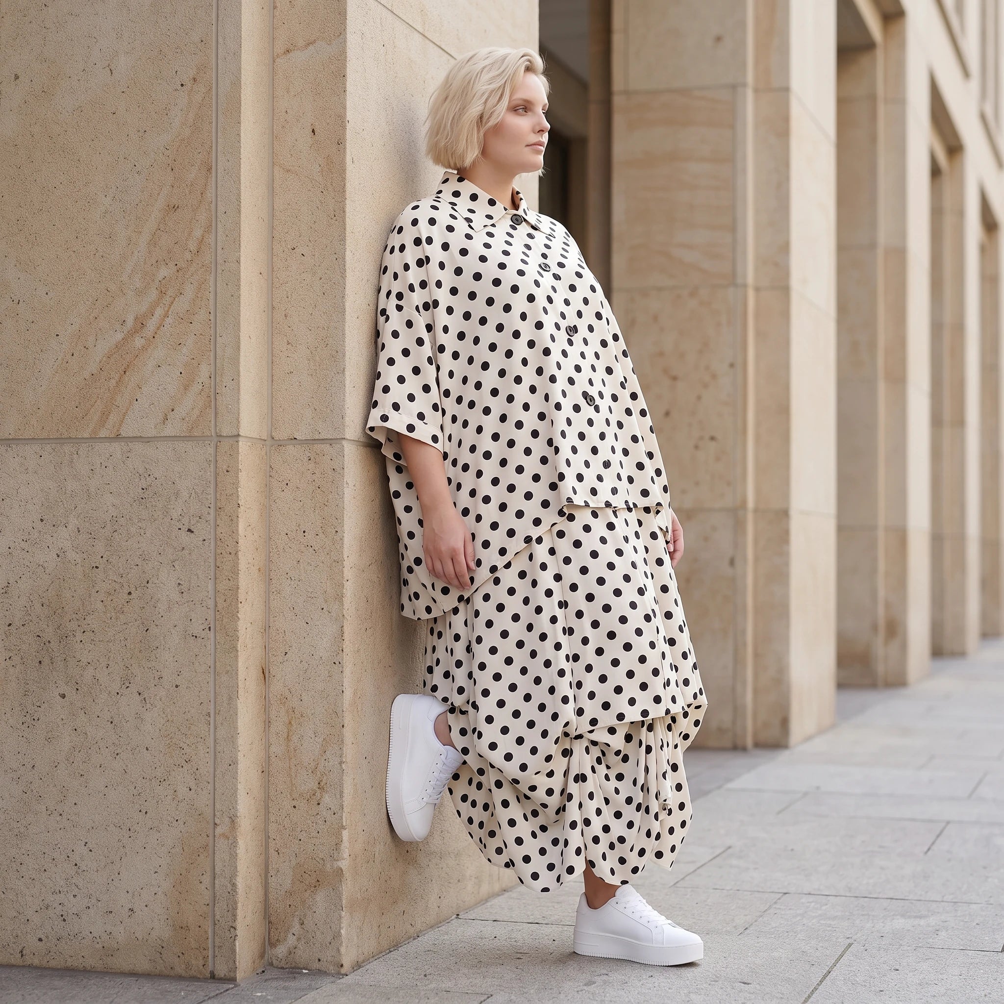 Damen Rock Lagenlook Viskose White/Schwarz, Ballonform, Punkte, Elastikbund, Oversize große Größen – AKH Premium