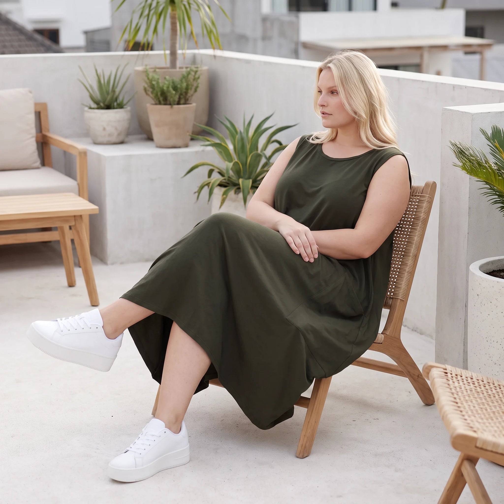 Damen Kleid Lagenlook Lyocell Khaki, Ballonschnitt, Flügeltaschen, Oversize große Größen – AKH Premium