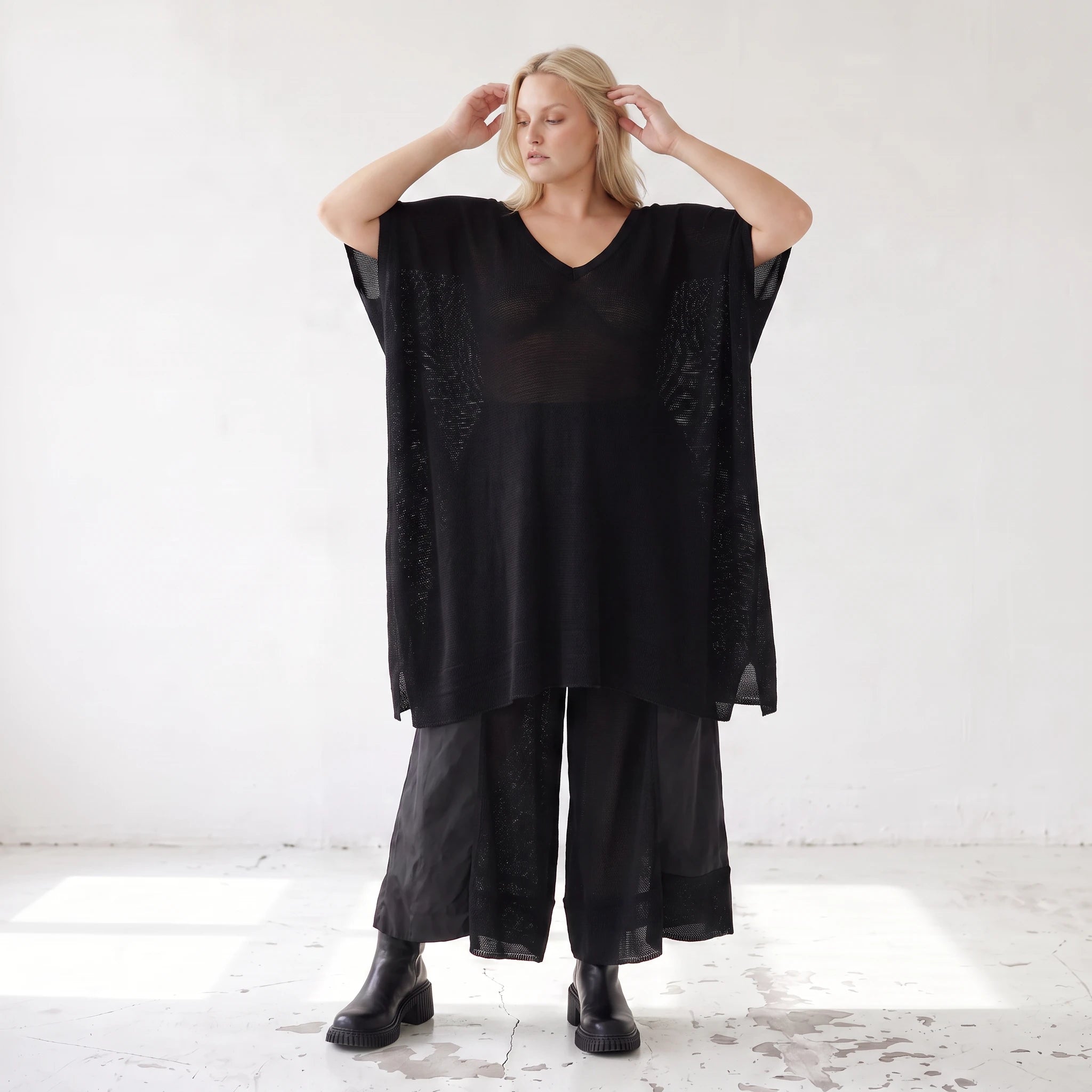 Damen Shirt Lagenlook Baumwolle Schwarz, A-Form, Langarm, V-Ausschnitt, Oversize große Größen – AKH Premium