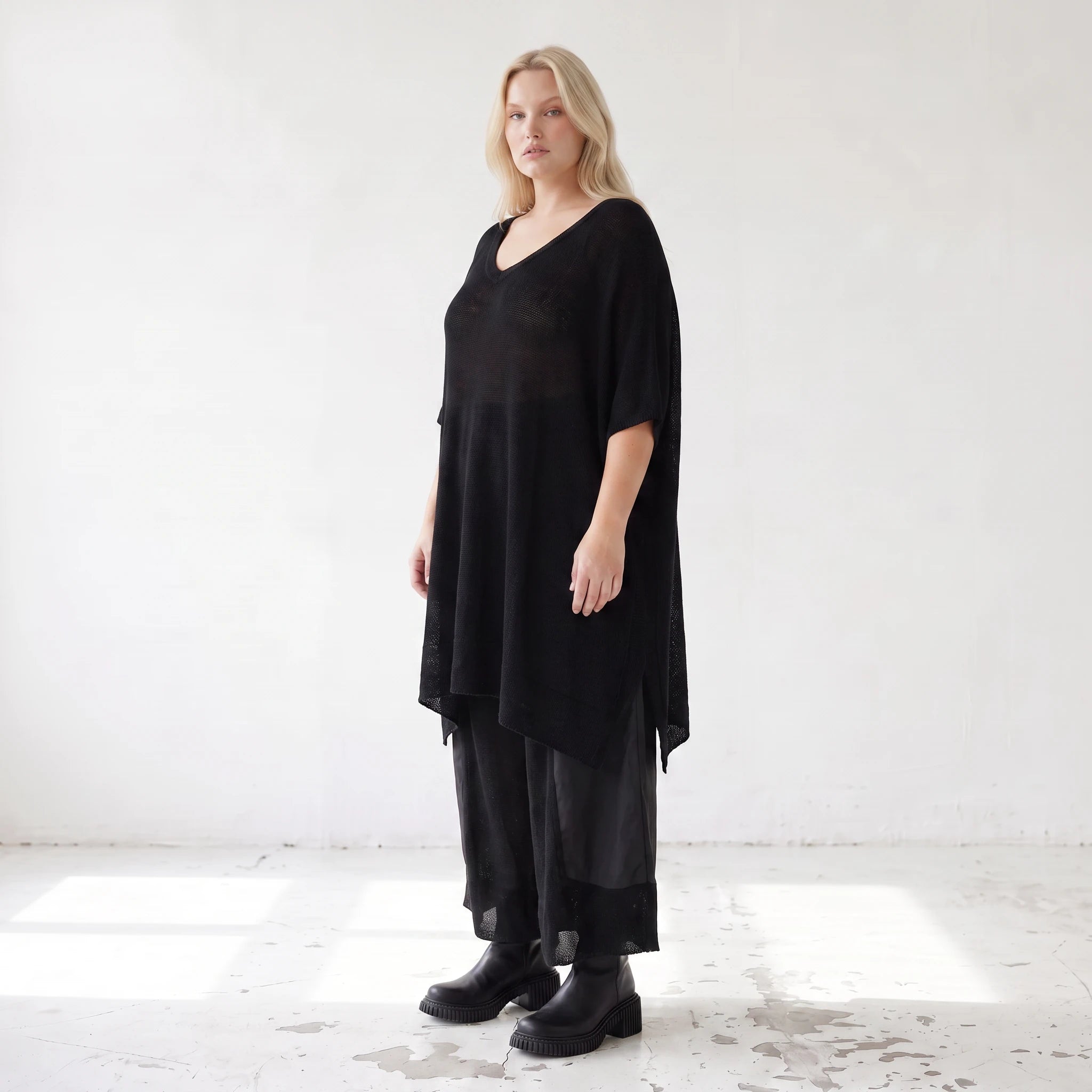Damen Shirt Lagenlook Baumwolle Schwarz, A-Form, Langarm, V-Ausschnitt, Oversize große Größen – AKH Premium