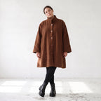 Braune Teddyjacke in A-Linie mit Kellerfalte Stehkragen und Knopfleiste für Winter