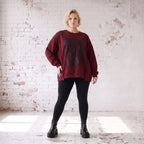 Kastiges Langarmshirt aus French Terry mit Statement Print und sichtbaren Außennähten