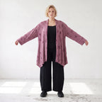 Weinroter Cardigan in A-Linie mit U-Ausschnitt Sternenmotiv im Destroyedlook Taschen