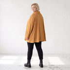 Kuscheliges Plüschshirt in Camel mit Rollkragen und schmeichelnder A-Linie Basic Look