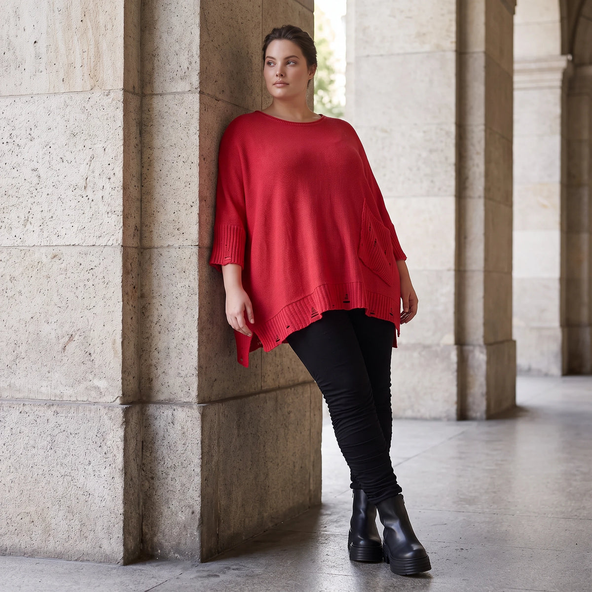 Warmes rotes Strickshirt in A-Linie aus weicher dehnbarer Stretchware mit Destroyedoptik