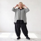Vokuhila Jacke aus Bengaline und Memorytaft mit 3/4-Arm Kapuze und Seitennahttaschen