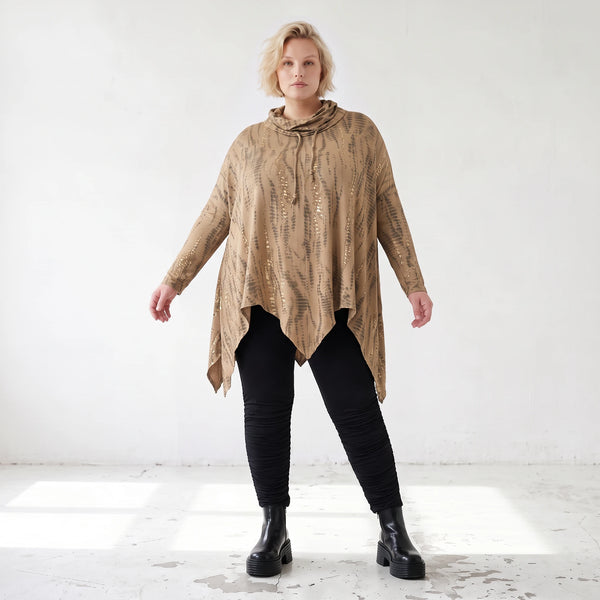 Shirt in A-Linie mit Rollkragen Tunnelzug und Zipfelsaum Beige/Braun aus Baumwolle