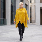 Wintershirt aus weichem Baumwolljersey mit Rollkragen Tunnelzug und Zipfelsaum A-Linie