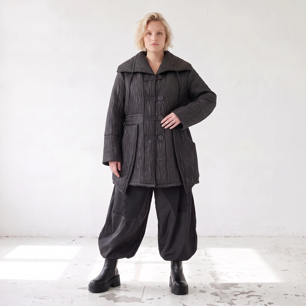 Winterjacke in Lederimitatoptik mit Tunnelzug Hemdkragen Knopfleiste und warmer Haptik