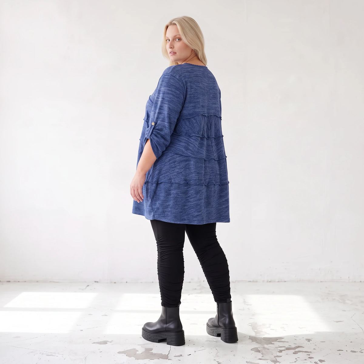 Feiner Strickpullover in A-Linie mit Stretchanteil weich wärmend Made in Italien