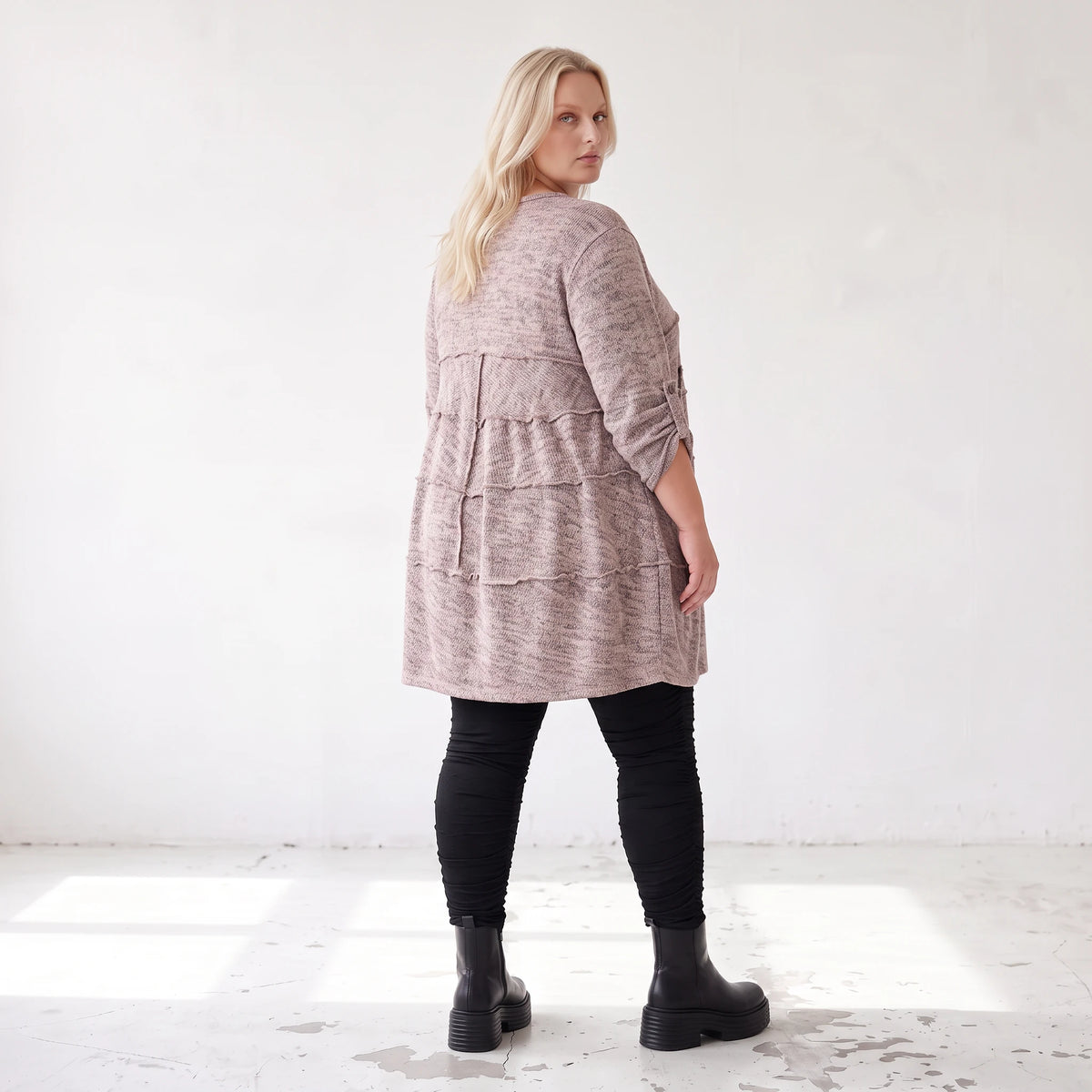 Kuschelig warmer Strickpullover in A-Linie mit Rundhalsausschnitt und Stretchkomfort
