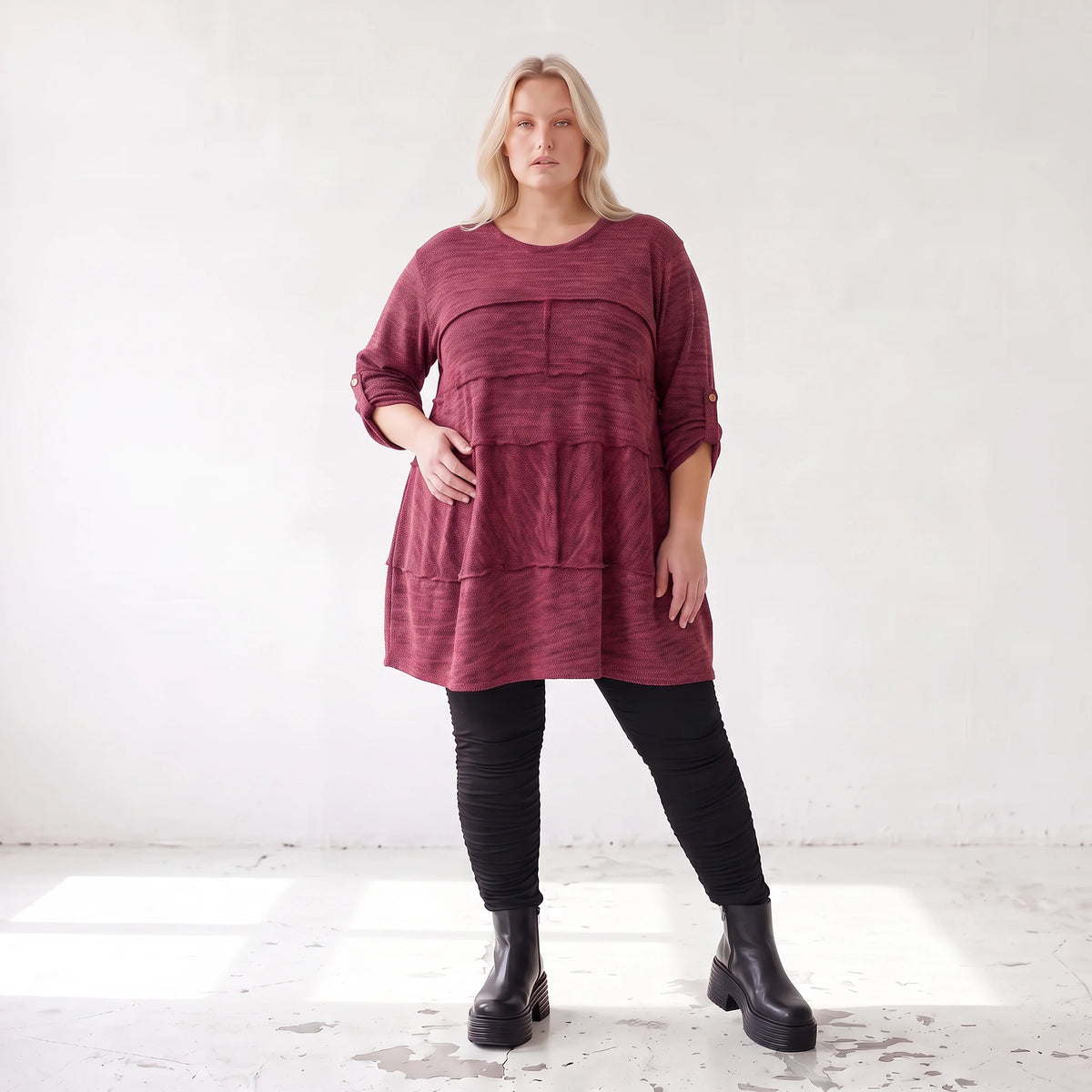 Bordeaux Strickshirt in A-Linie mit Stretch und Faltennaht Musterung weich winterlich